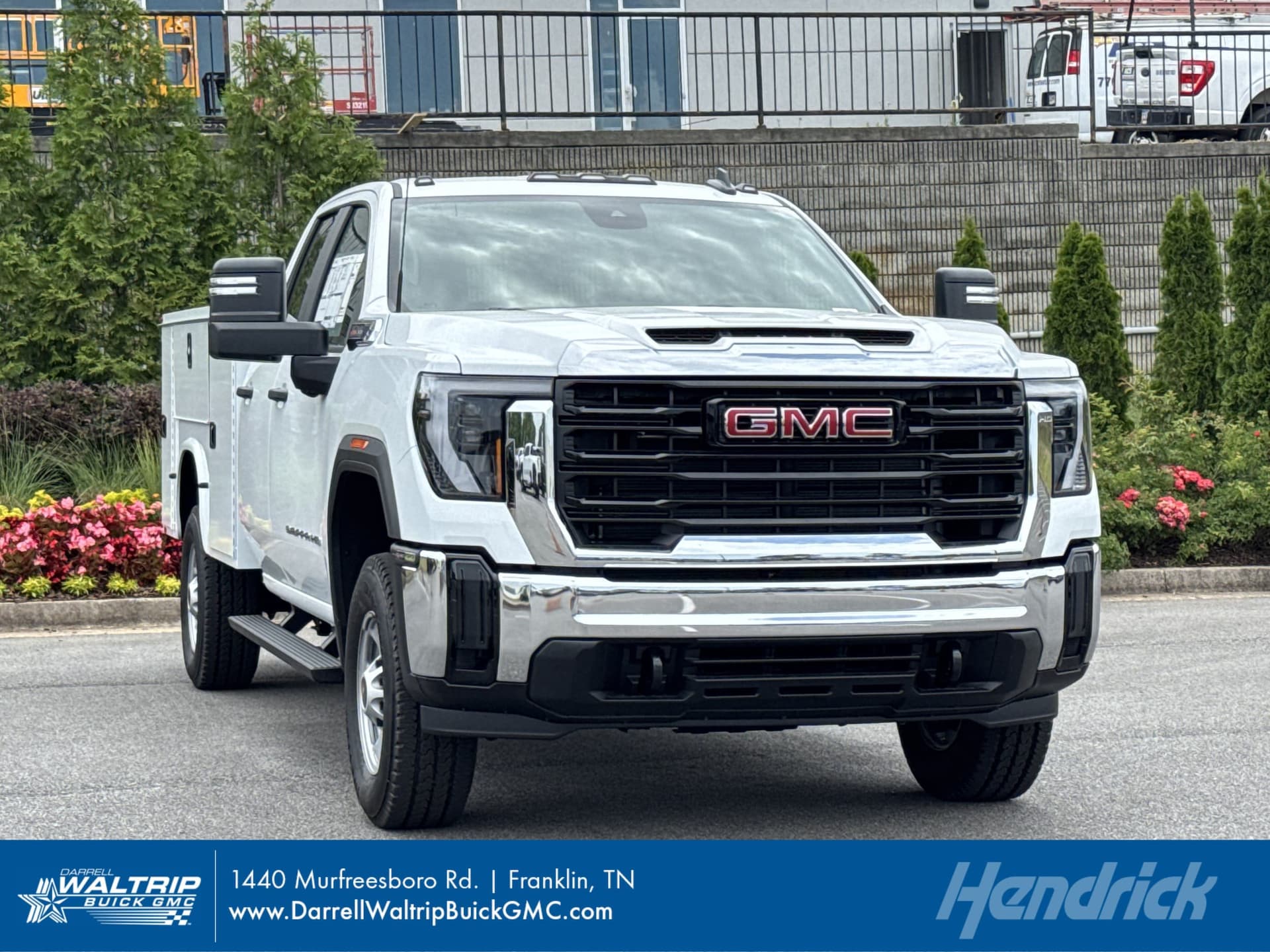 2026 GMC Sierra 2500HD Pro — photo 1 of 45