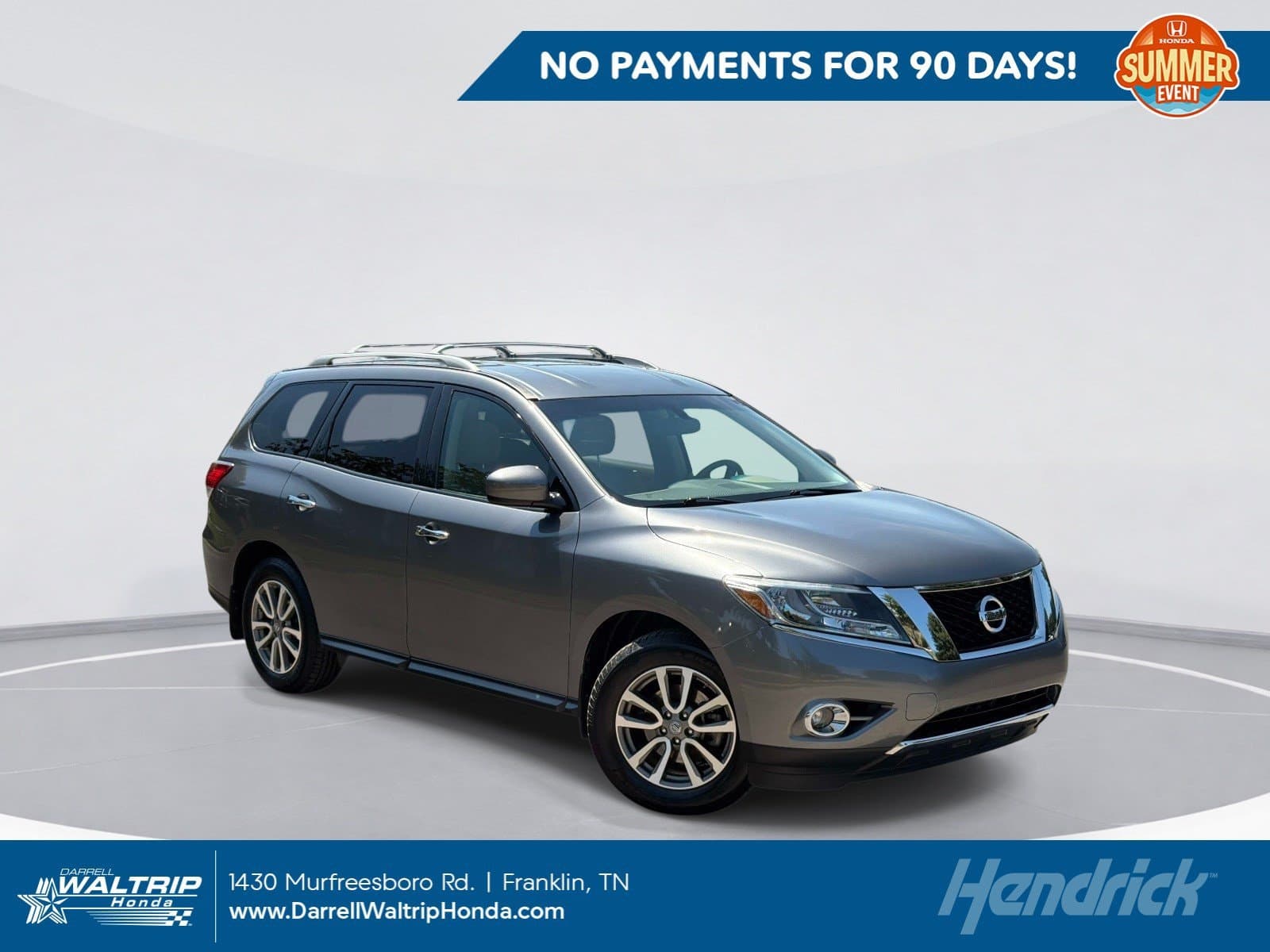 2015 Nissan Pathfinder SV — photo 1 of 39