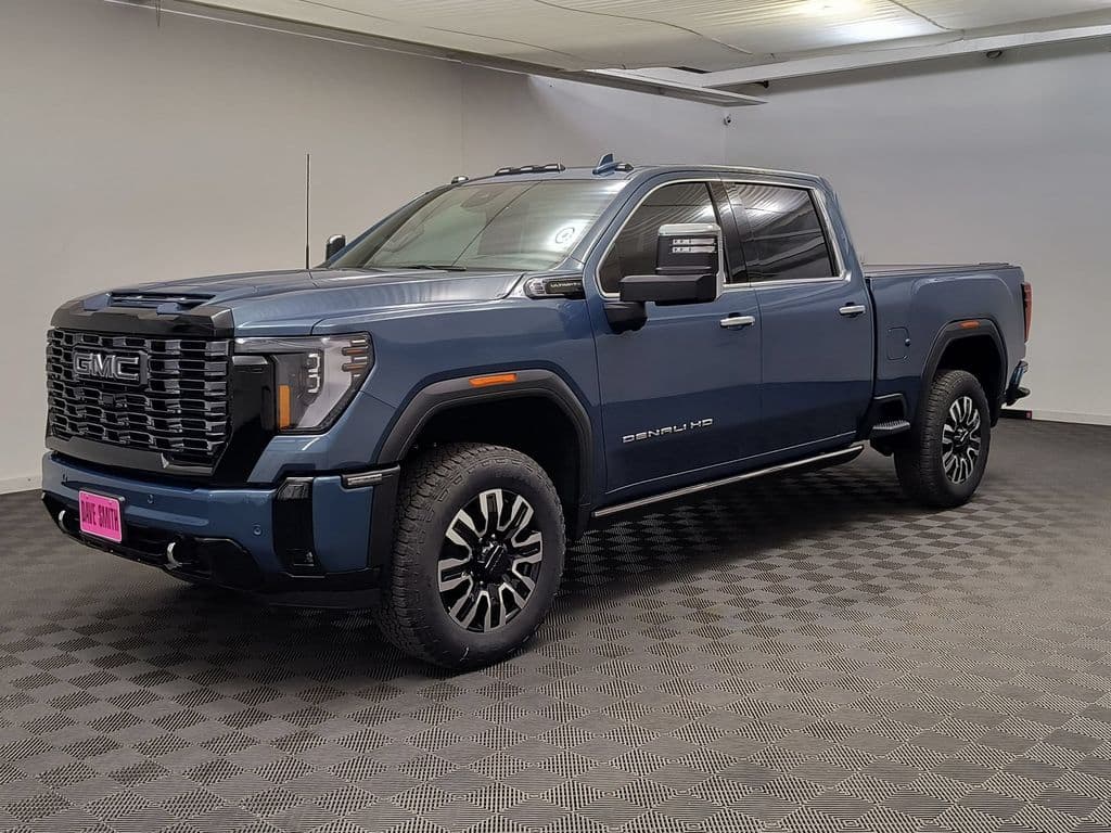 2026 GMC Sierra 2500 HD Denali Ultimate — photo 1 of 33