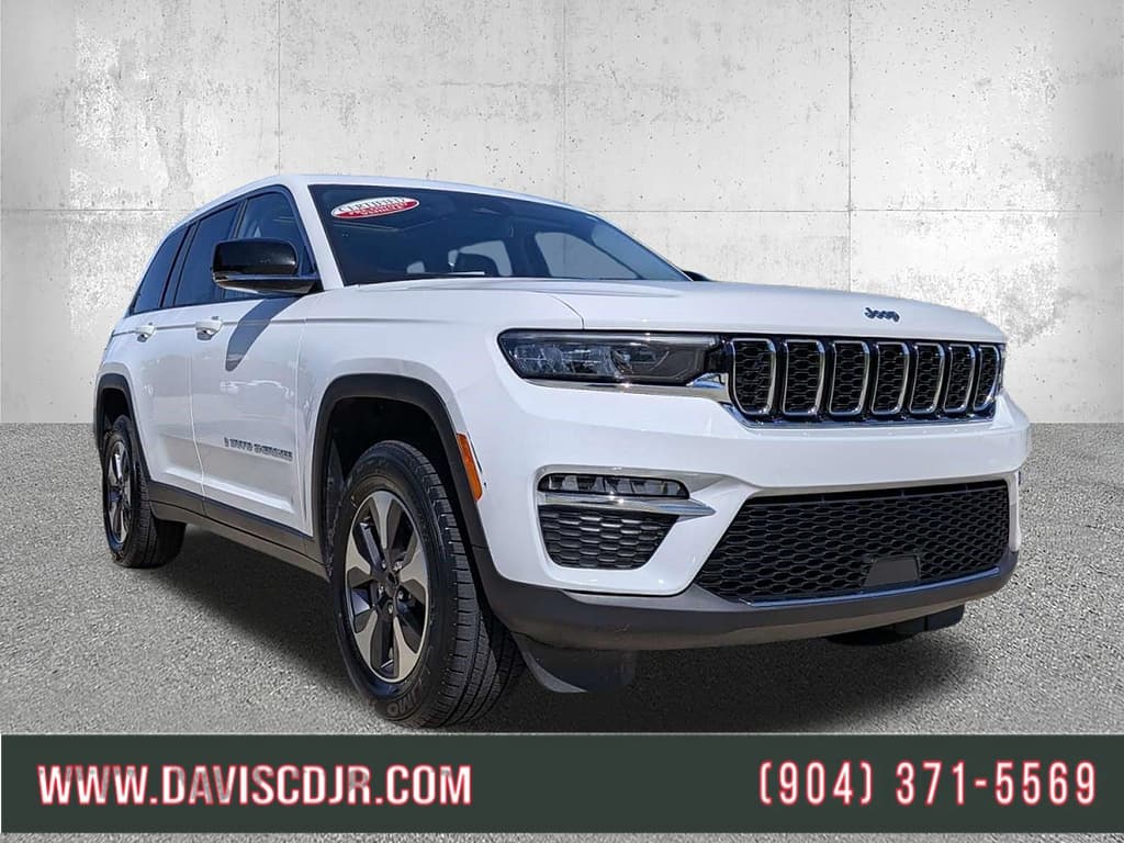 2024 Jeep Grand Cherokee 4xe Base — photo 1 of 36