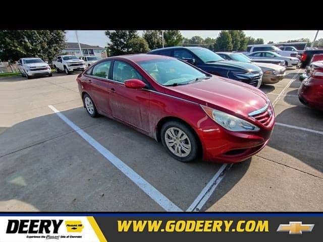2011 Hyundai Sonata GLS — photo 1 of 3