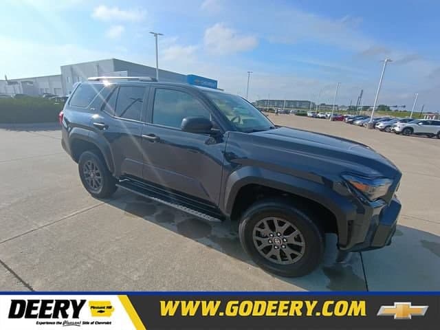 2025 Toyota 4Runner SR5 — photo 1 of 19