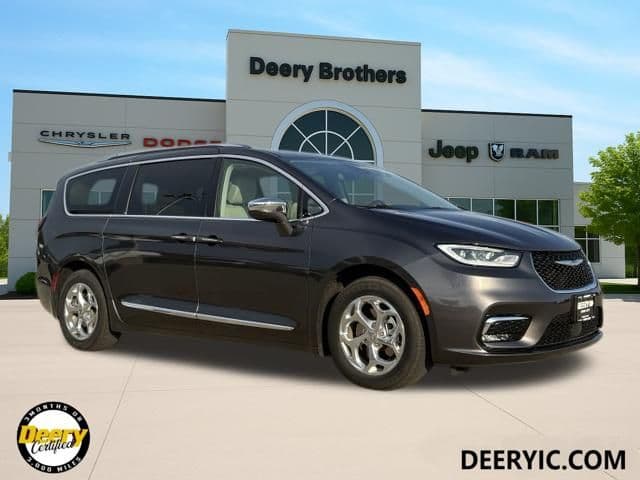 2021 Chrysler Pacifica Hybrid Limited — photo 1 of 17