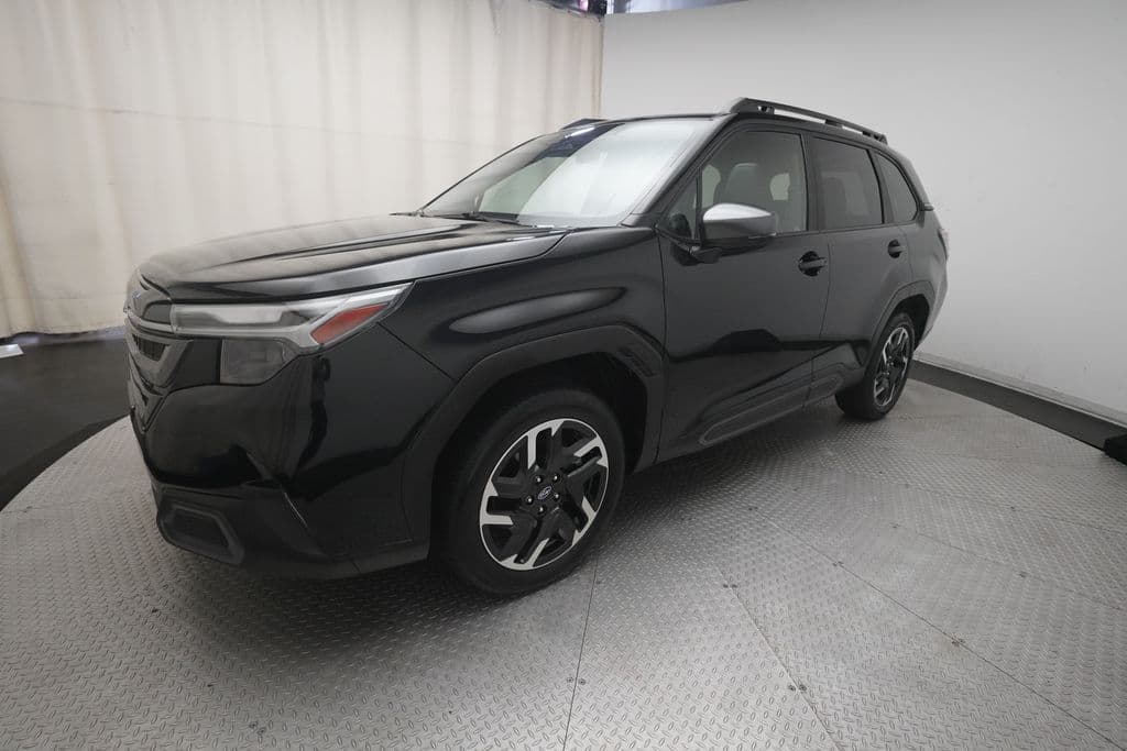 2025 Subaru Forester Limited — photo 1 of 39