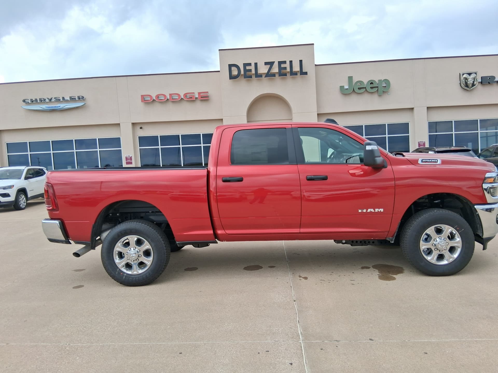 2026 RAM 2500 BIG HORN CREW CAB 4X4 6'4 BOX — photo 1 of 36