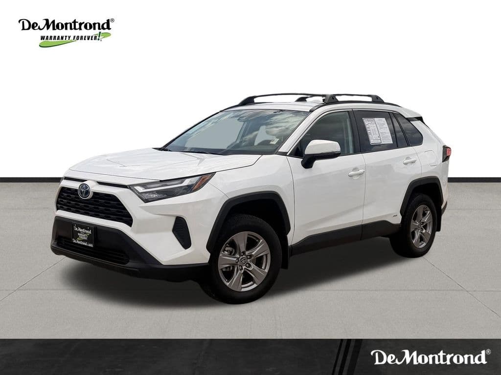 2024 Toyota RAV4 Hybrid LE — photo 1 of 26