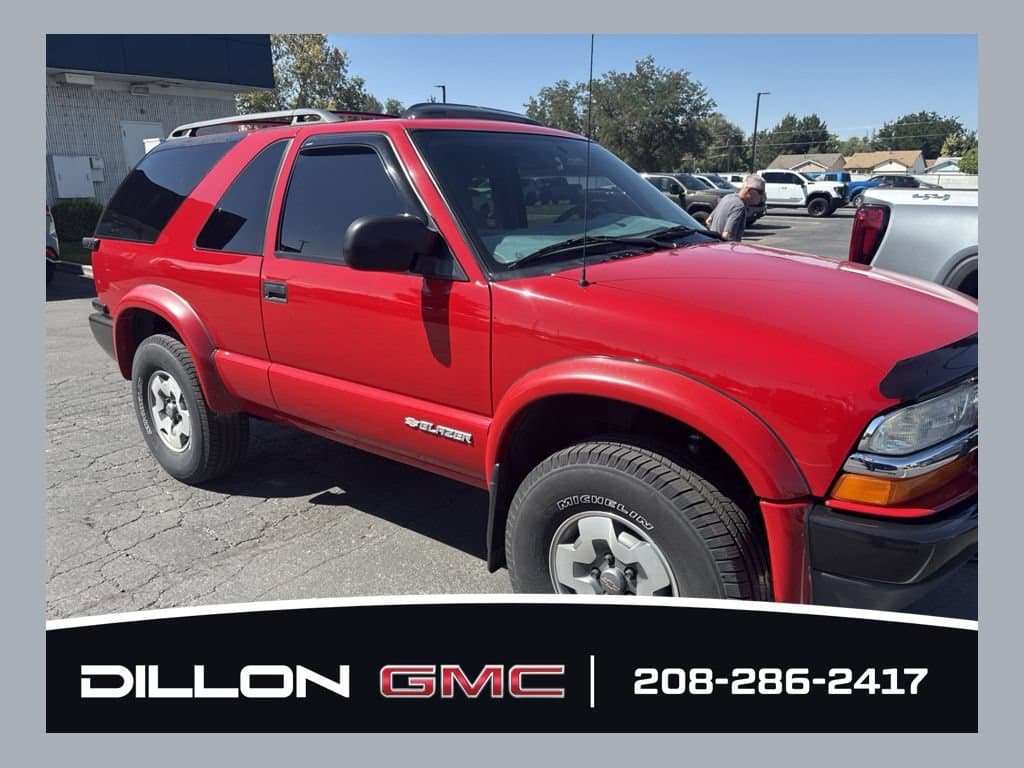 2005 Chevrolet Blazer LS — photo 1 of 21