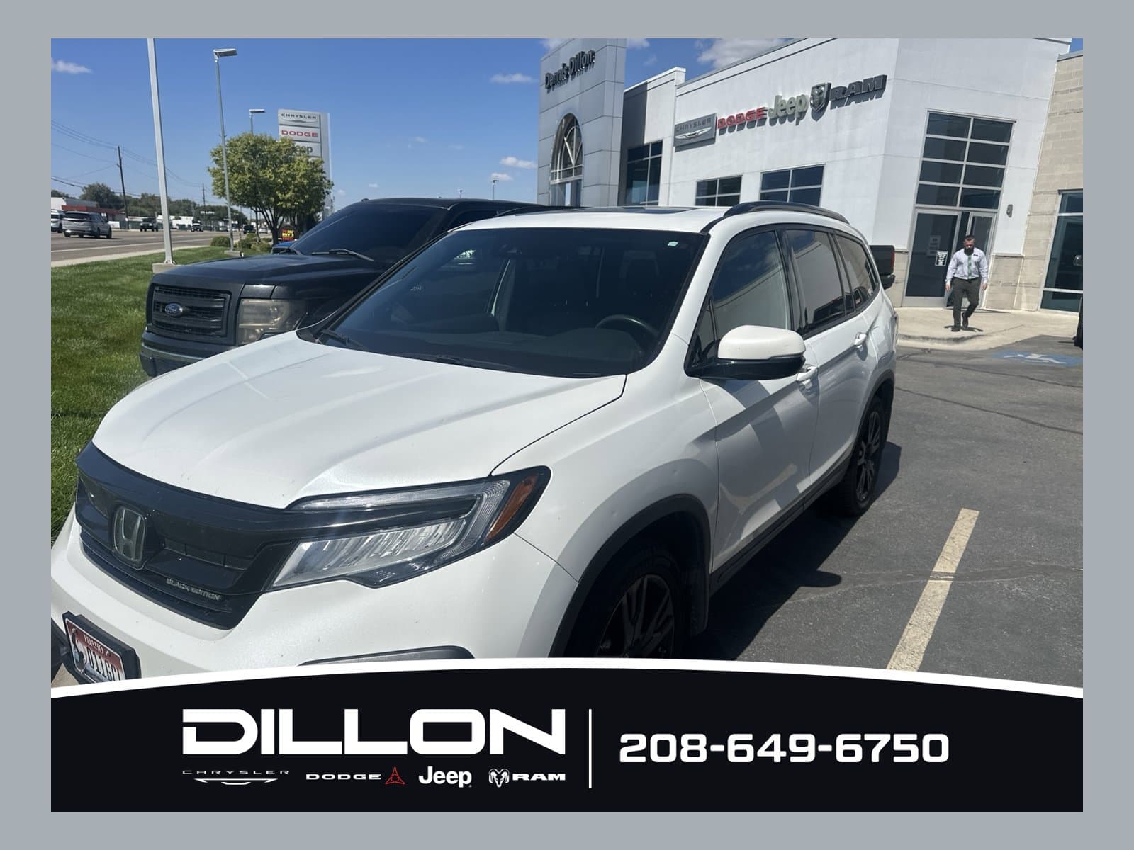 2022 Honda Pilot Black Edition — photo 1 of 12