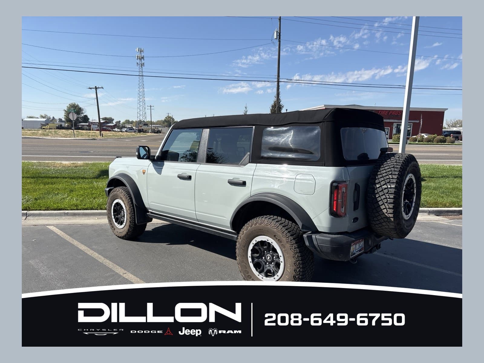 2023 Ford Bronco Badlands — photo 1 of 13