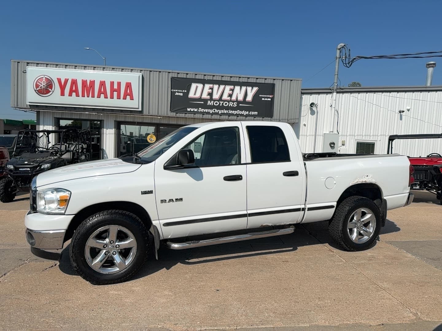 2008 Dodge Ram 1500 BIG HORN — photo 1 of 20
