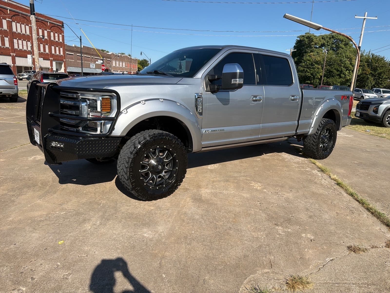 2020 Ford Super Duty F-250 SRW Platinum — photo 1 of 16