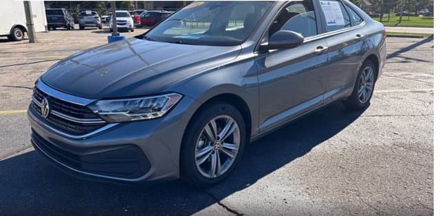 2024 Volkswagen Jetta Base — photo 1 of 3
