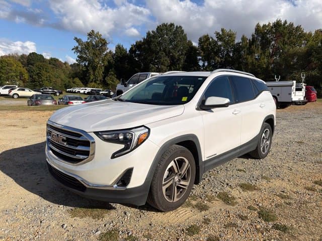 2021 GMC Terrain SLT — photo 1 of 20