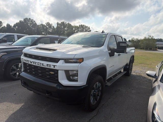 2023 Chevrolet Silverado 2500HD Custom — photo 1 of 17
