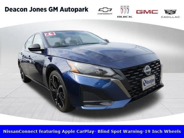 2024 Nissan Altima 2.5 SR — photo 1 of 21