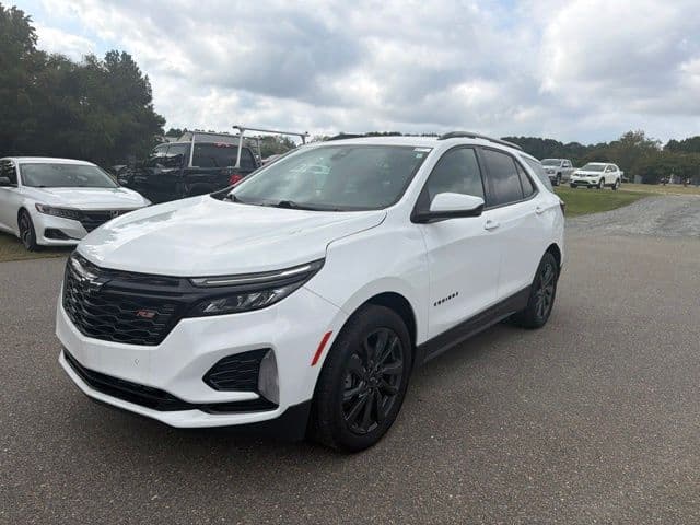 2024 Chevrolet Equinox RS — photo 1 of 23
