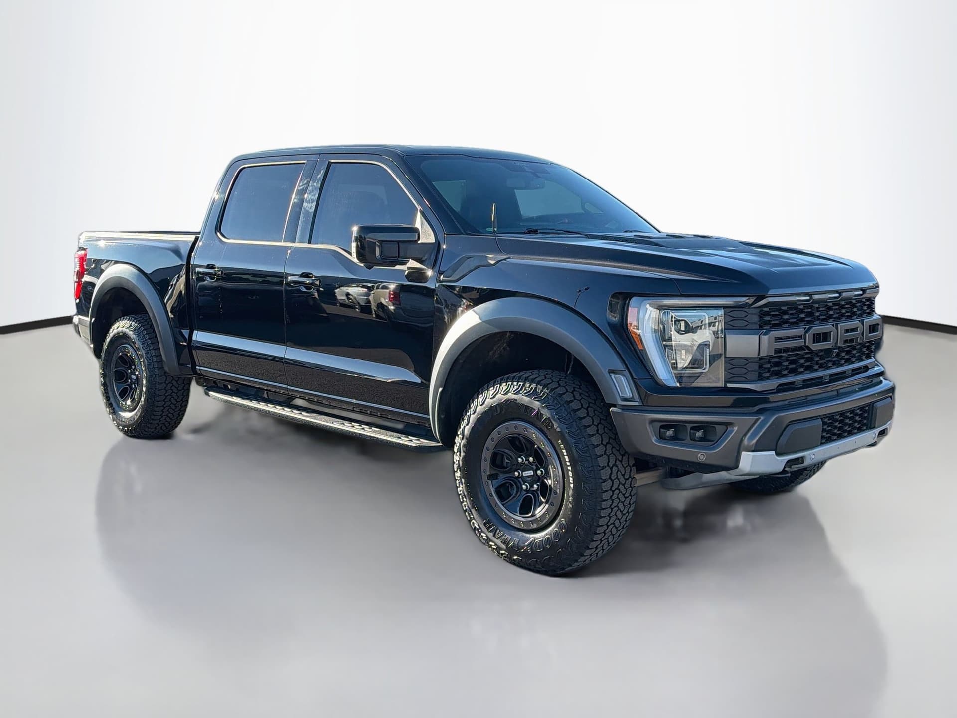 2021 Ford F-150 Raptor — photo 1 of 38