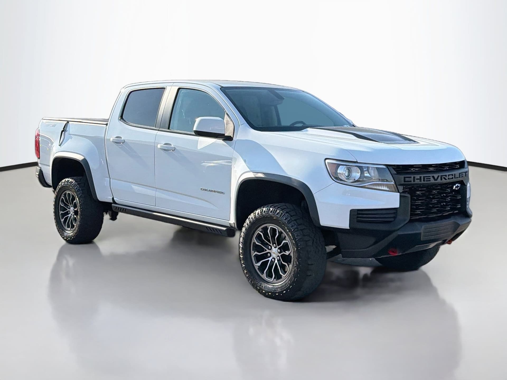 2022 Chevrolet Colorado ZR2 — photo 1 of 35