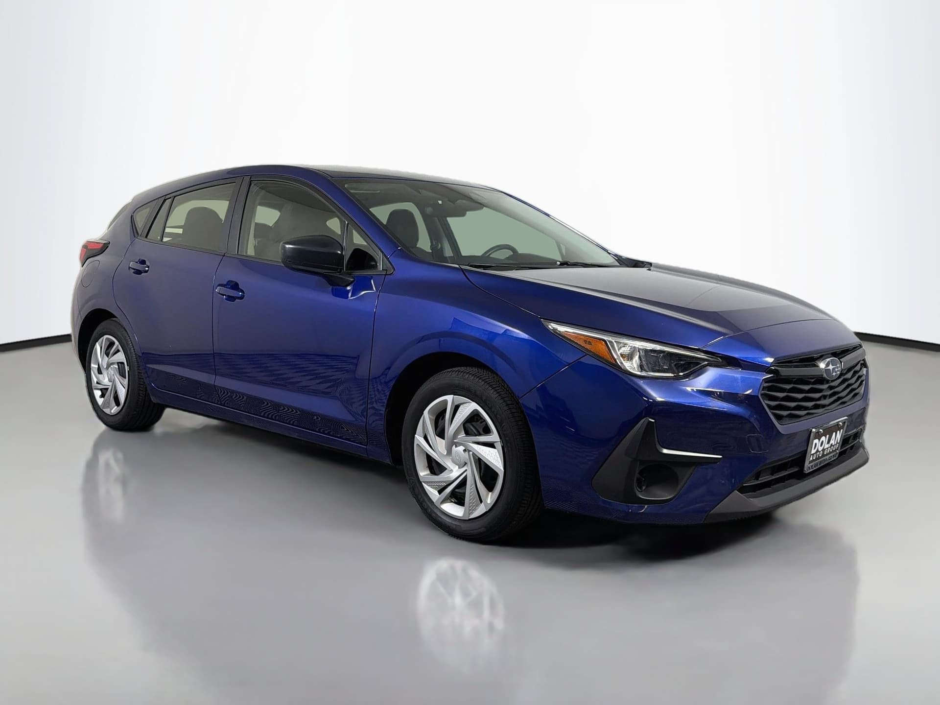 2024 Subaru Impreza Base — photo 1 of 33