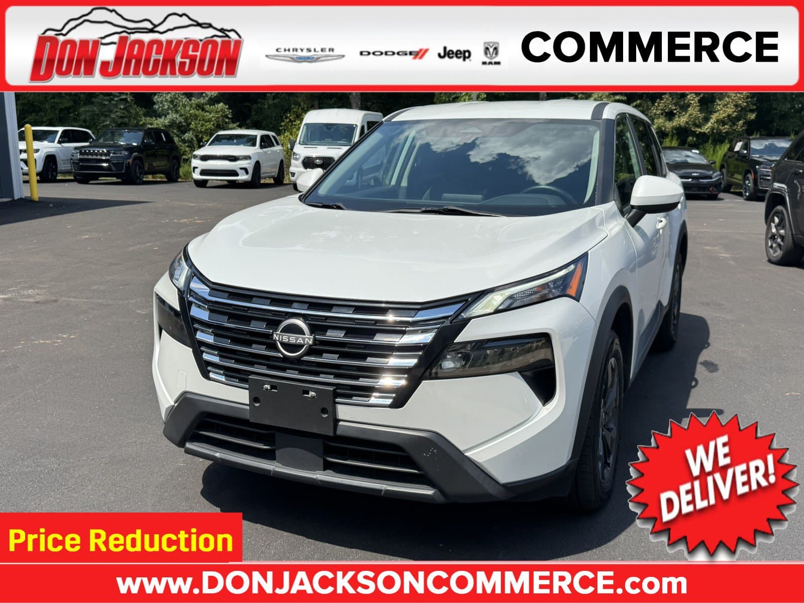 2024 Nissan Rogue SV — photo 1 of 36