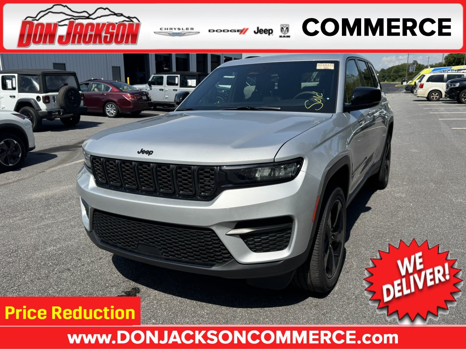 2025 Jeep Grand Cherokee Laredo — photo 1 of 35