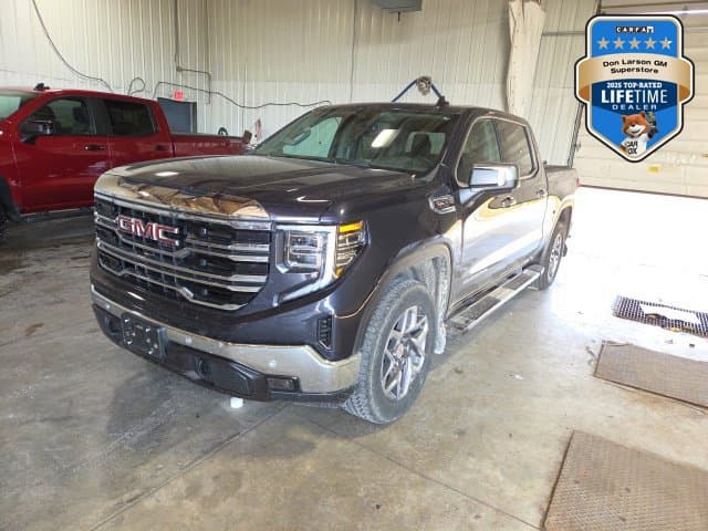 2025 GMC Sierra 1500 SLT — photo 1 of 7