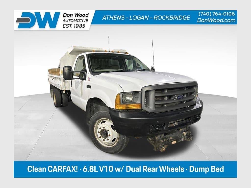2001 Ford Super Duty F-550 XL — photo 1 of 12