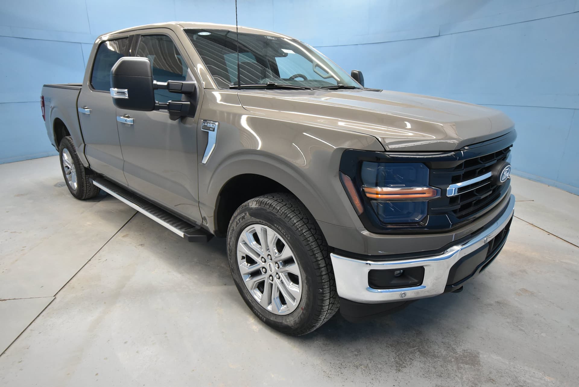 2026 Ford F-150 XLT — photo 1 of 47
