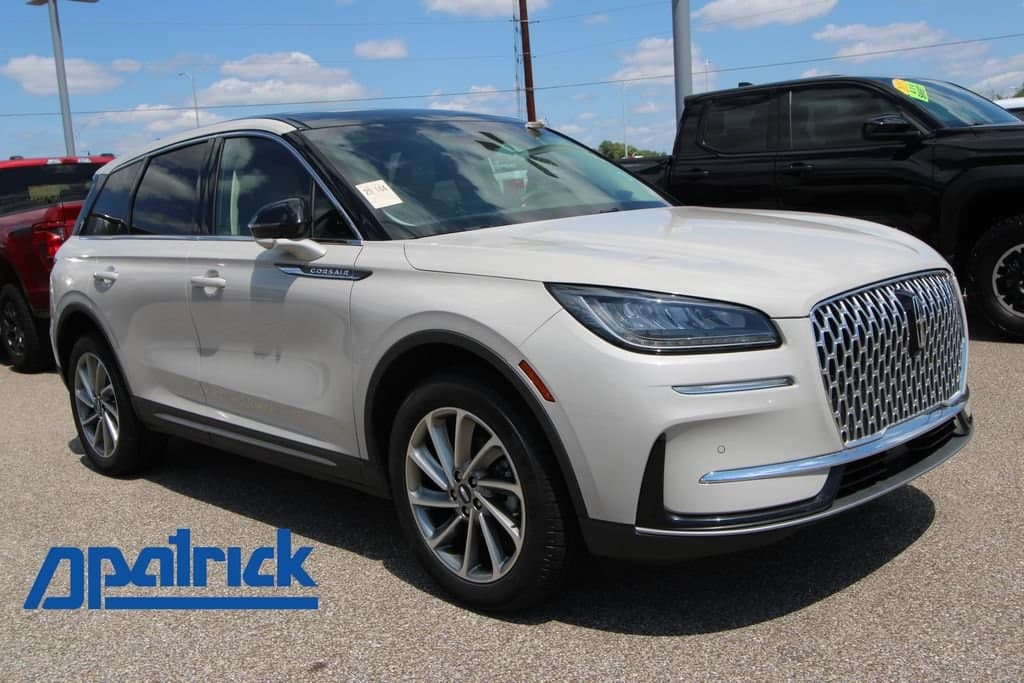 2024 Lincoln Corsair Premiere — photo 1 of 22