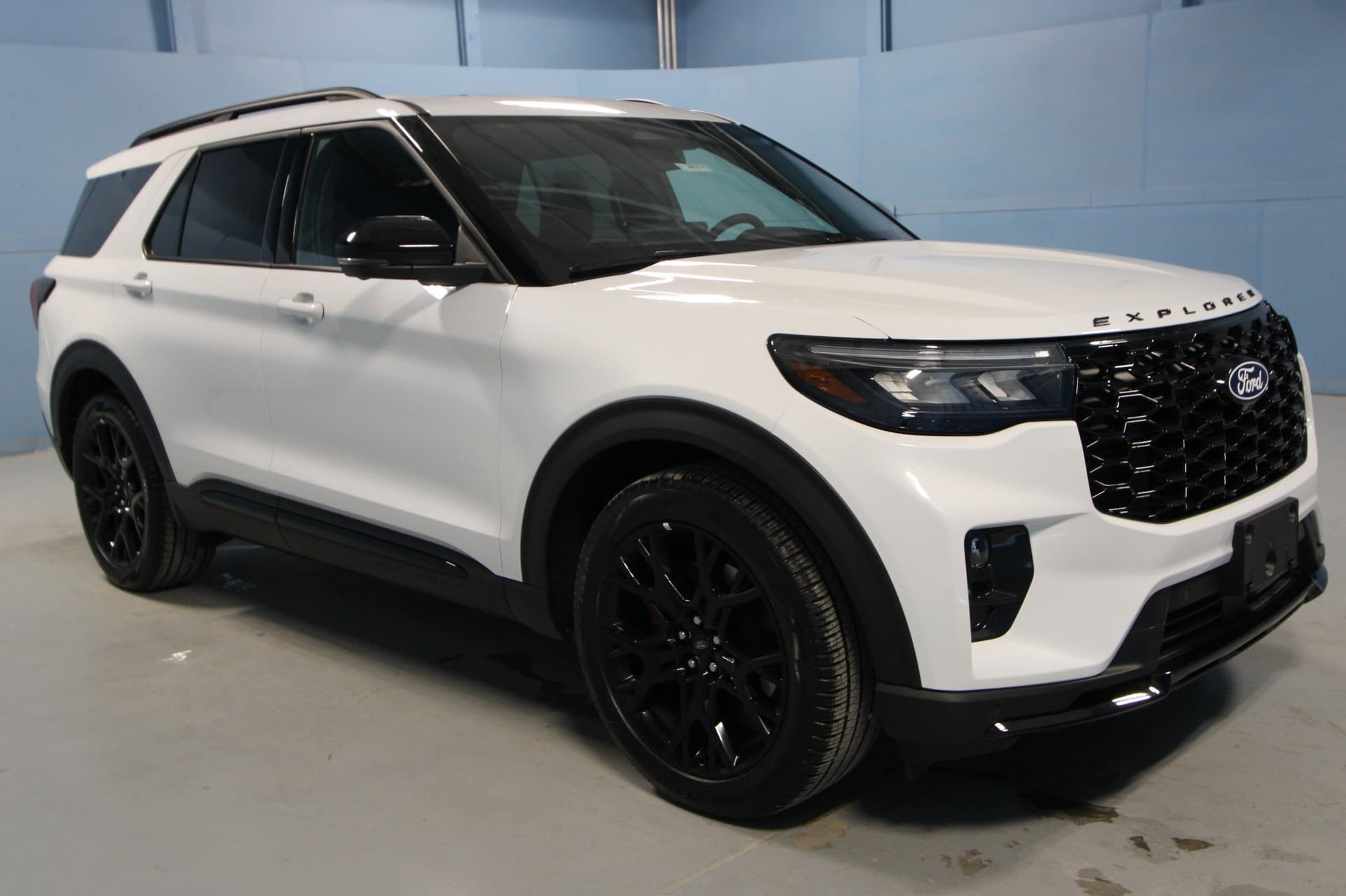 2027 Ford Explorer ST — photo 1 of 47