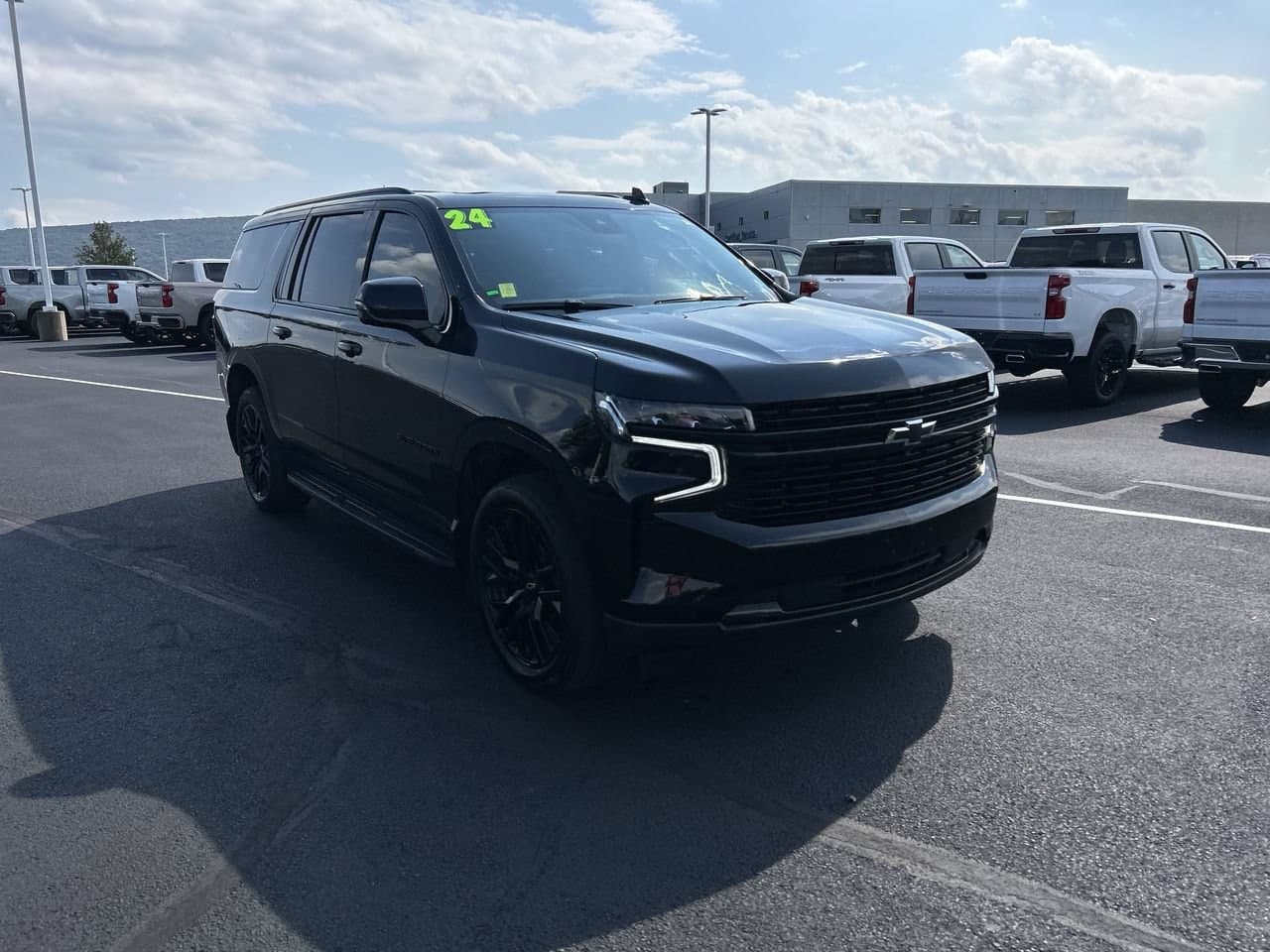 2024 Chevrolet Suburban RST — photo 1 of 31