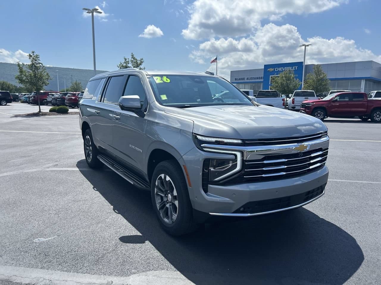 2026 Chevrolet Suburban LT — photo 1 of 31