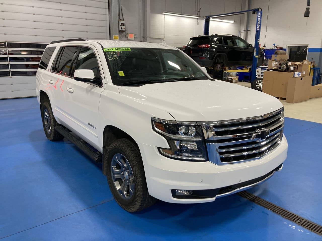 2020 Chevrolet Tahoe LT — photo 1 of 13