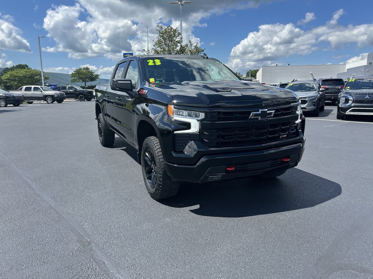 2023 Chevrolet Silverado 1500 LT Trail Boss — photo 1 of 35