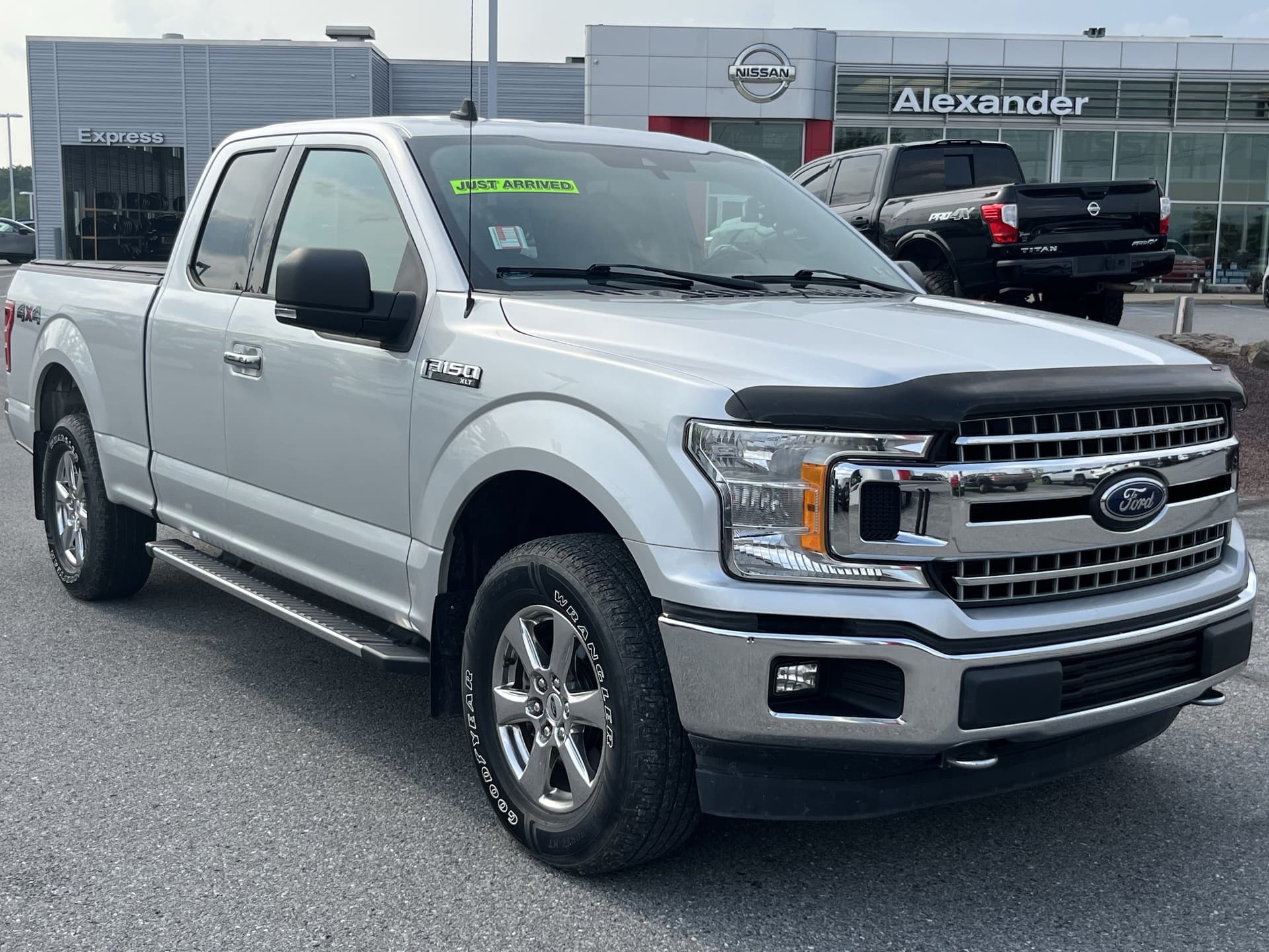 2019 Ford F-150 Base — photo 1 of 33