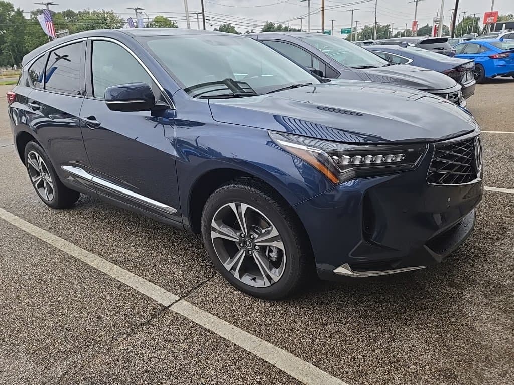 2025 Acura RDX w/Technology Package — photo 1 of 17
