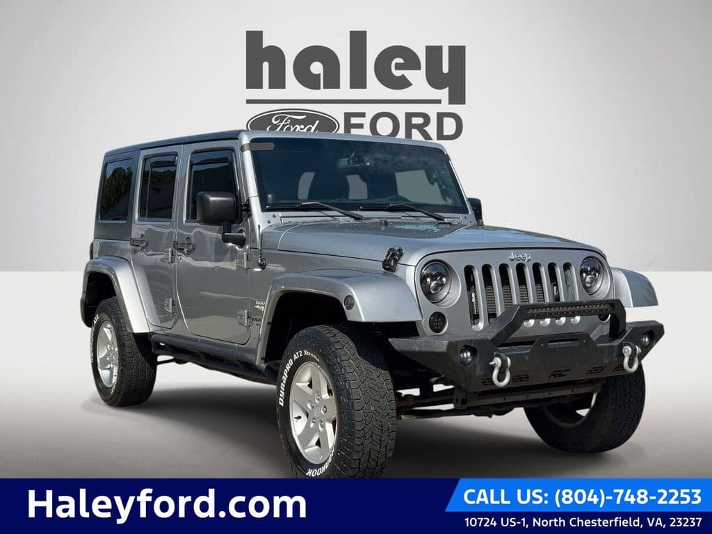 2013 Jeep Wrangler Sahara — photo 1 of 26
