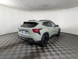 Extra Photo