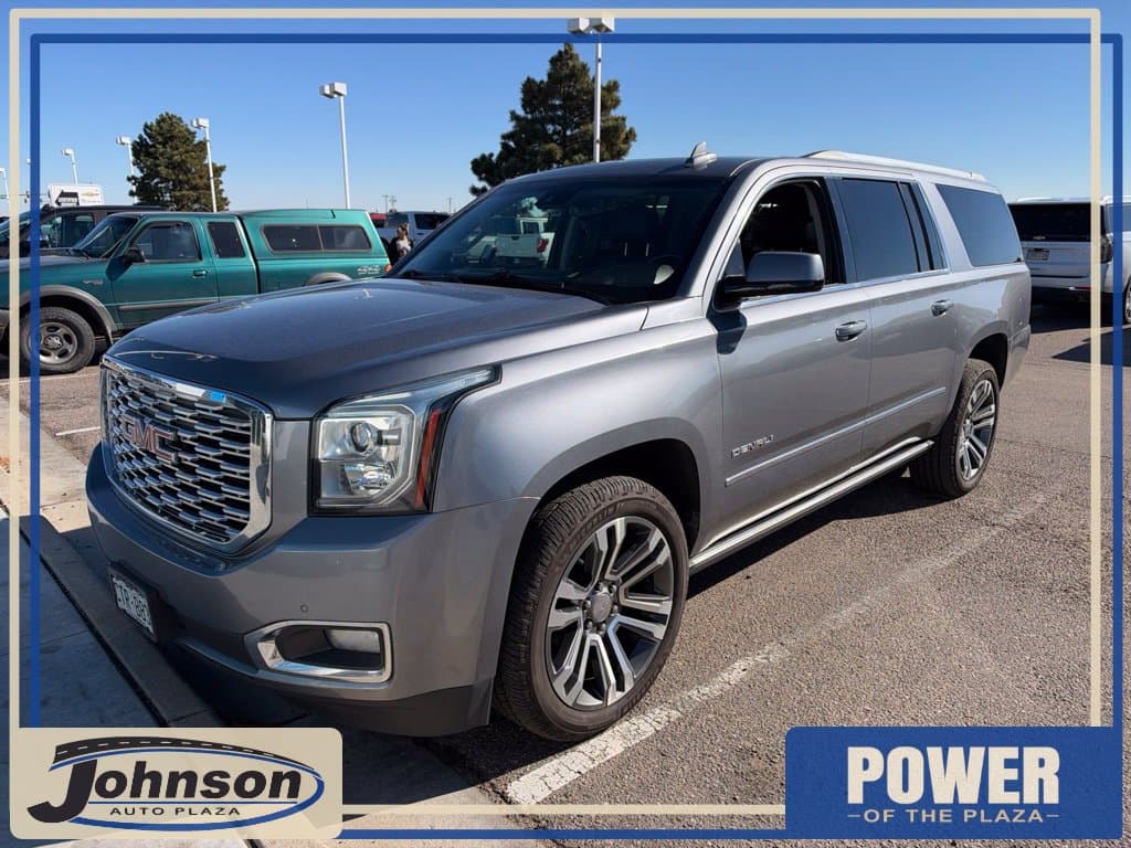 2018 GMC Yukon XL Denali — photo 1 of 3