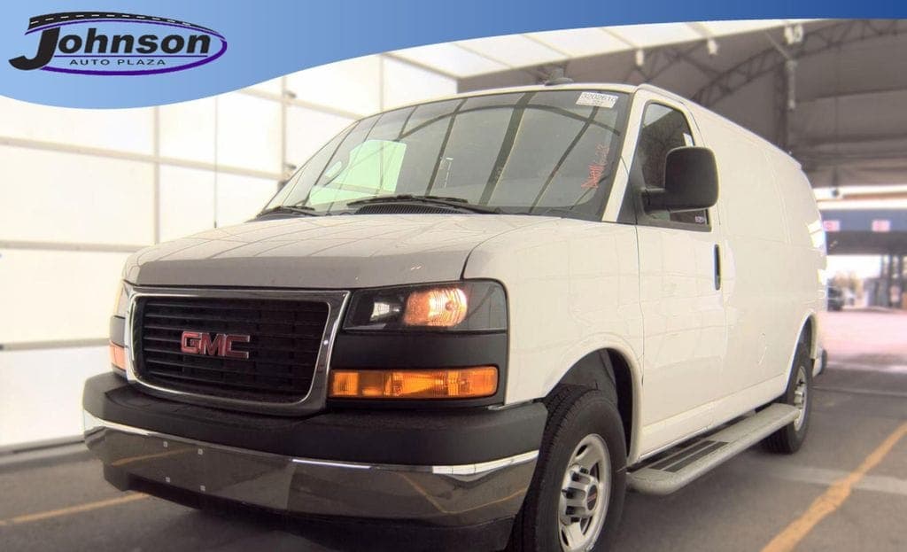 2025 GMC Savana 2500 Work Van — photo 1 of 5