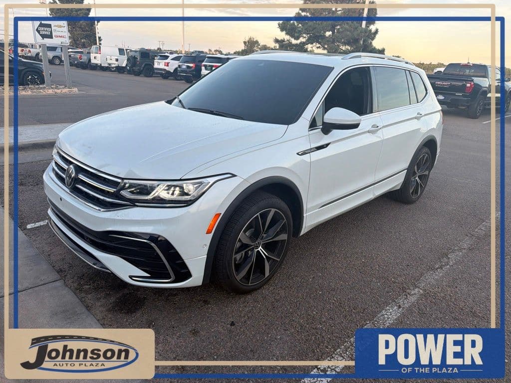2024 Volkswagen Tiguan SEL R-Line — photo 1 of 3