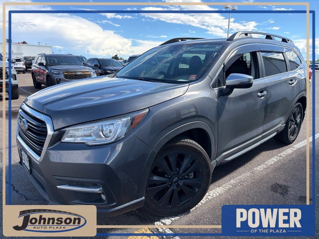 2022 Subaru Ascent Touring — photo 1 of 3