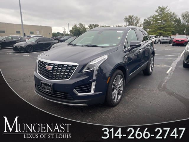 2024 Cadillac XT5 Base — photo 1 of 11