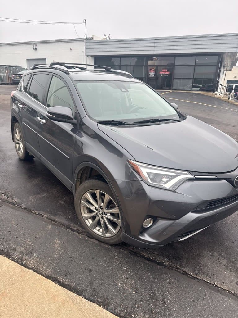2017 Toyota RAV4 Limited — photo 1 of 13