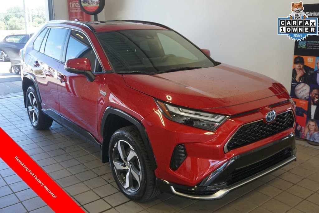 2024 Toyota RAV4 Prime SE — photo 1 of 31