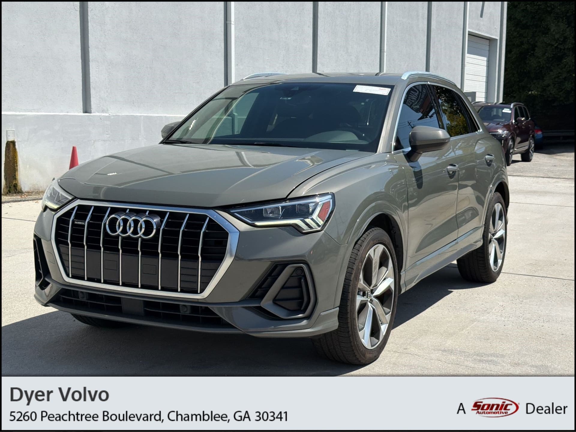 2020 Audi Q3 S line Premium Plus — photo 1 of 30
