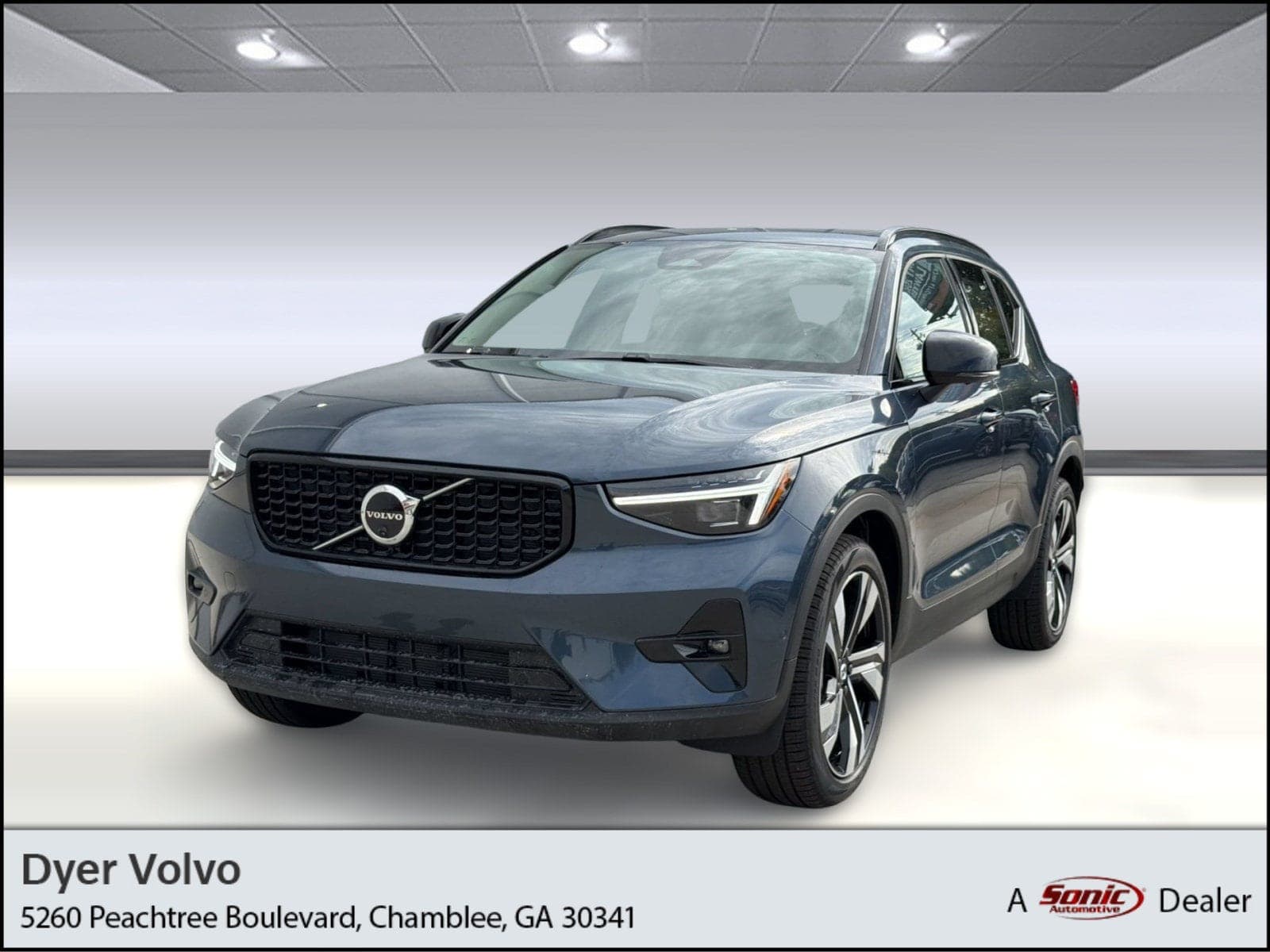 2026 Volvo XC40 B5 Ultra — photo 1 of 31