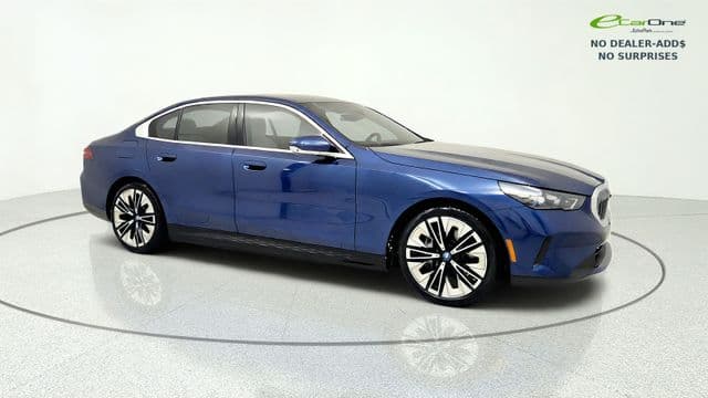 2025 BMW i5 eDrive40 | PREM | DRIVING ASST PROF | SKY LOUNGE PANO | $7K OPTS — photo 1 of 81