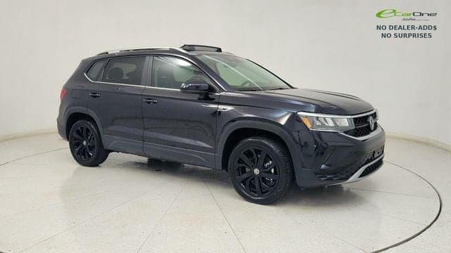 2024 Volkswagen Taos 1.5T SE | PANO ROOF | BLK WHL | 18" WHLS — photo 1 of 97