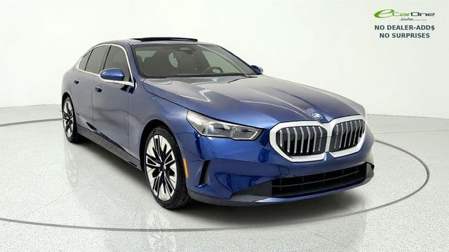 2026 BMW 5 Series 530i | PREM | DRIVING ASST PROF | HEAD-UP DISPLAY | 20" WHLS — photo 1 of 76